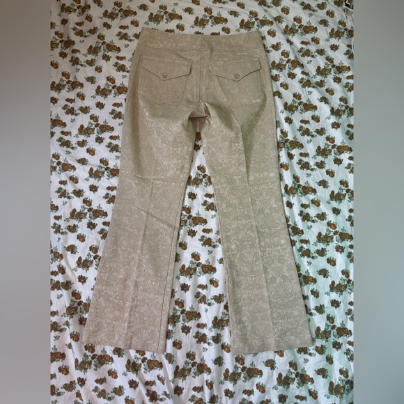 SNO SKINS Cream Textured Flare Pants Size 8 - Picture 2 of 16